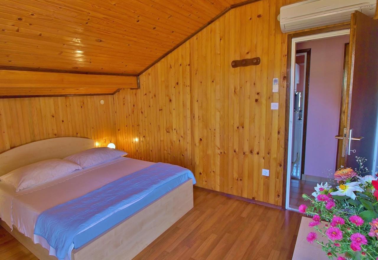 Jaska Anica Apartments Supetarska Draga Eksteriør bilde